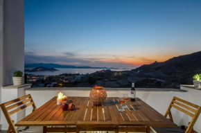 RED SUNSET VACATION HOME
